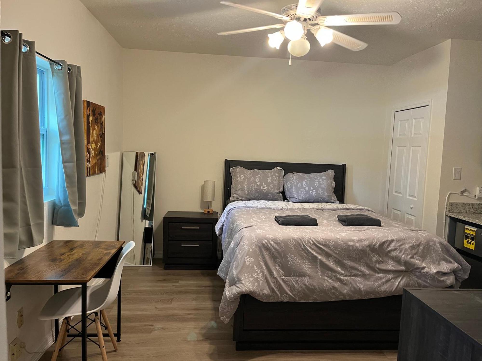 Zenhomes In Brandon Near Tampa Valrico Seffner エクステリア 写真